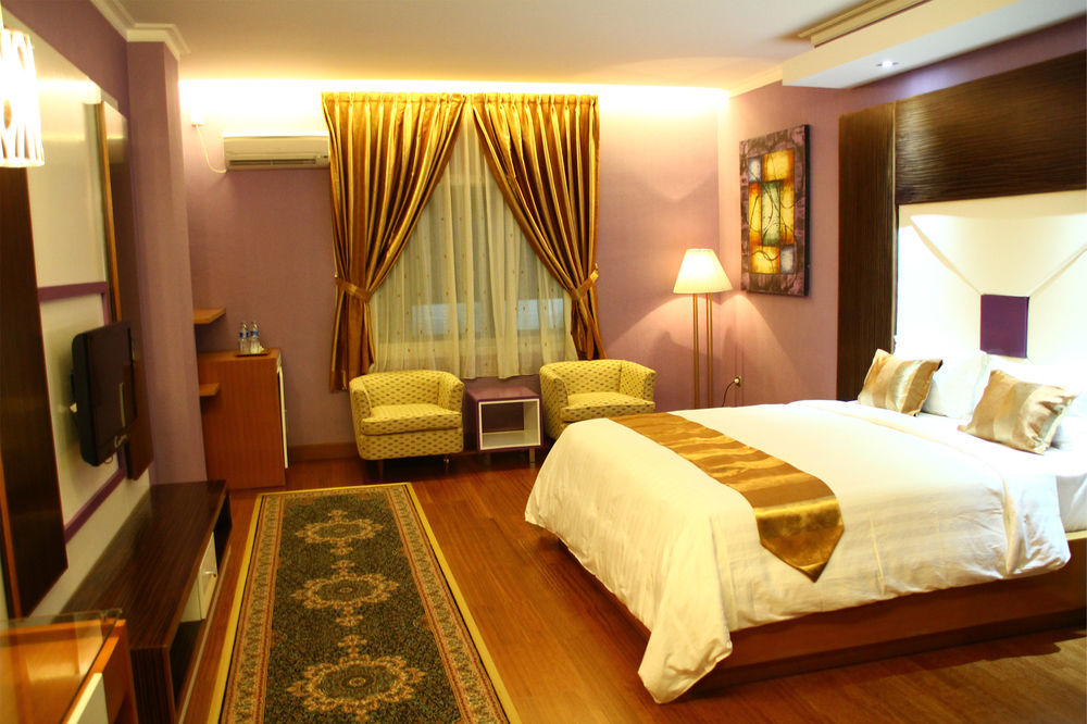 ג'קרטה Sahati Hotel מראה חיצוני תמונה