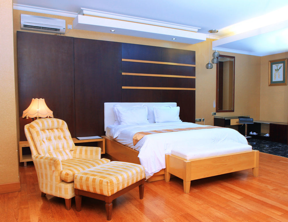 ג'קרטה Sahati Hotel מראה חיצוני תמונה